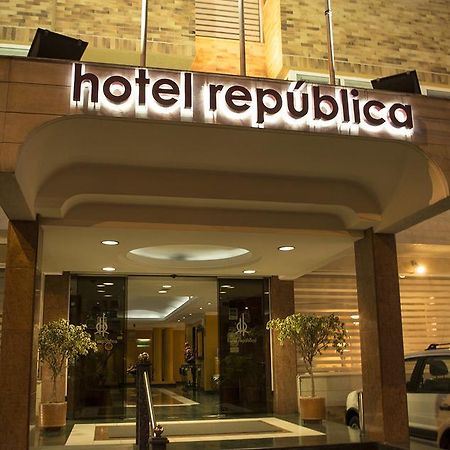 Hotel Republica キト エクステリア 写真